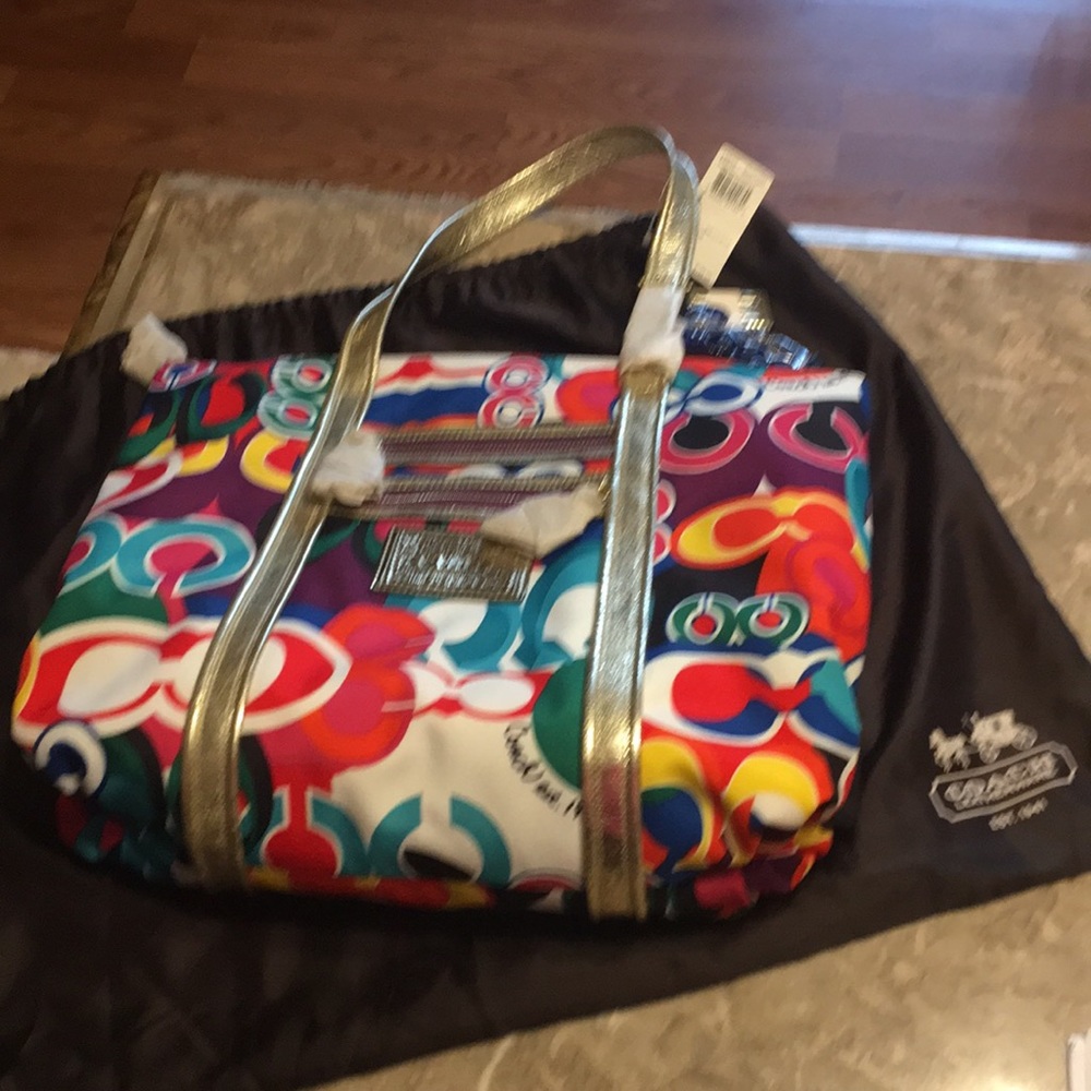 Coach purse - Picture 2 of 7